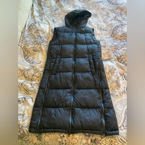 Zara Women's Black Long Puffer Vest